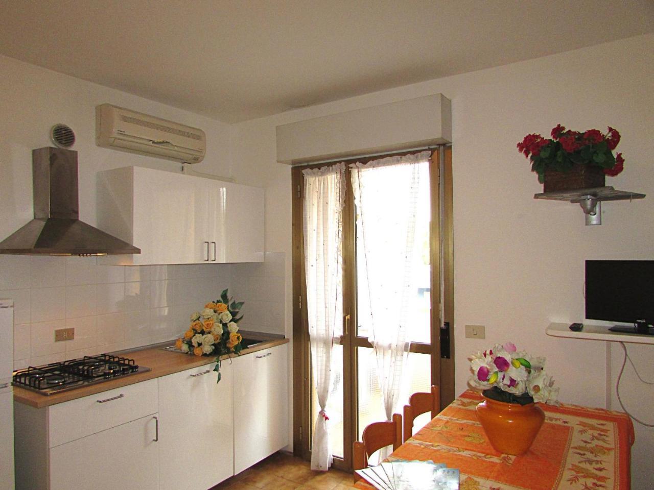 Adua Apartment Bibione Exterior photo