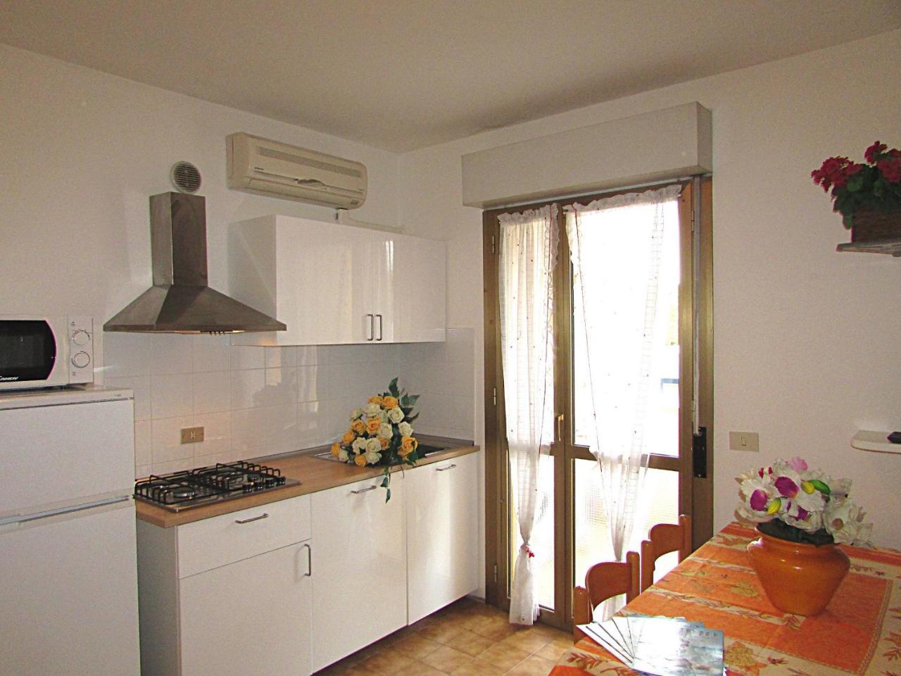 Adua Apartment Bibione Exterior photo